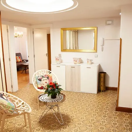 Pisito En Campos Al Lado De La Playa S.lorenzo 希洪