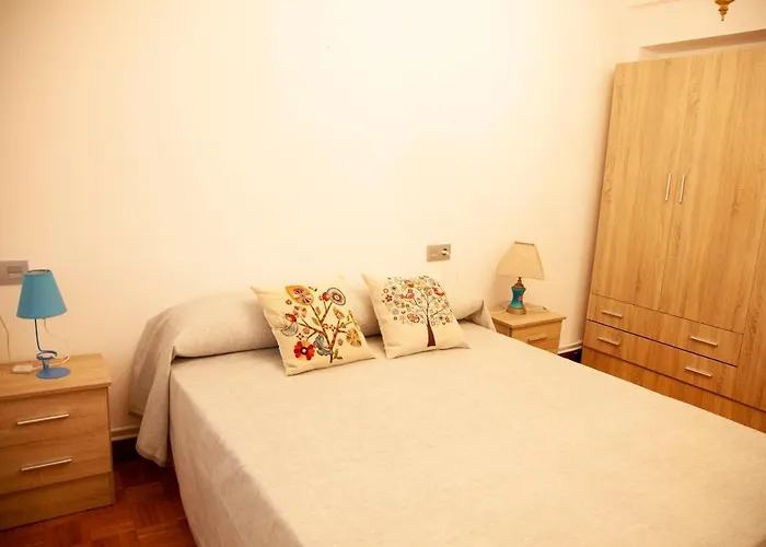 Pisito En Campos Al Lado De La Playa S.lorenzo *