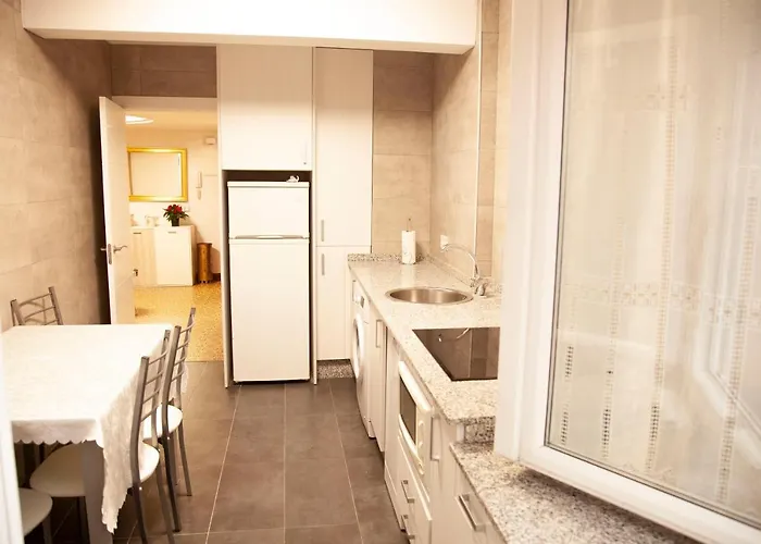 Apartamento Pisito En Campos Al Lado De La Playa S.lorenzo Gijón